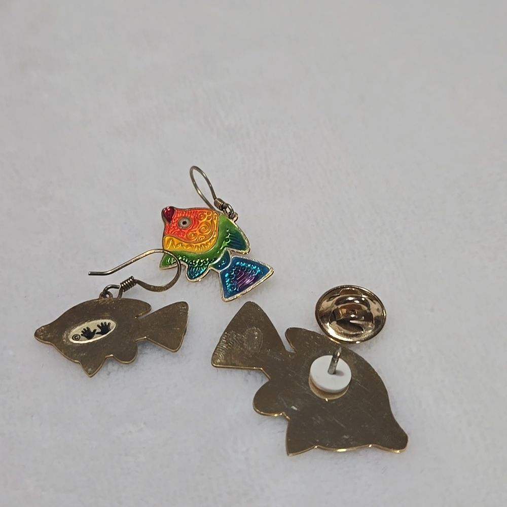 Colorful Fish Earrings And Pin Set - Picture 4 of 5